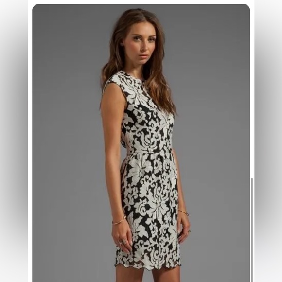 Dolce Vita Cream & Black Verie Sweetheart Open Back Lace Dress NWT! S Small - Picture 3 of 5